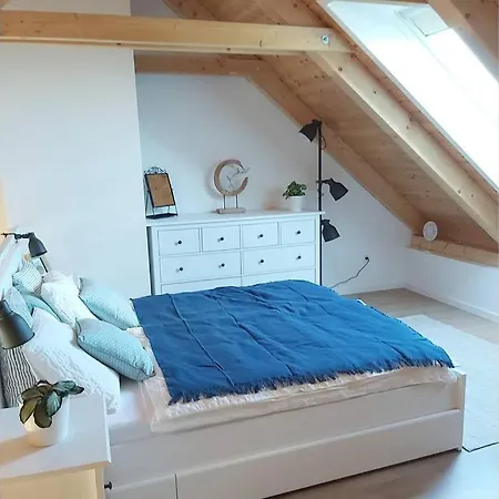 Na Plovarne - Podkrovni Mezonet S Klimatizaci * Mikulov