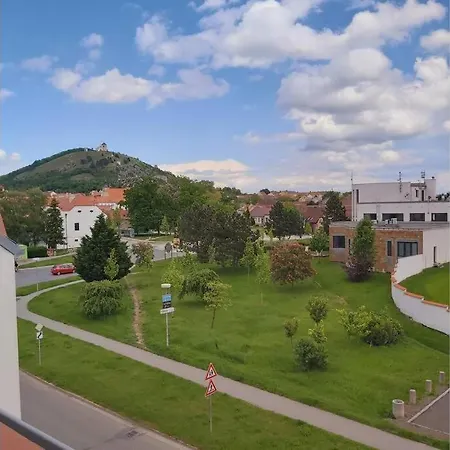 Apartment Na Plovarne - Podkrovni Mezonet S Klimatizaci
