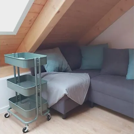 Apartment Na Plovarne - Podkrovni Mezonet S Klimatizaci Mikulov