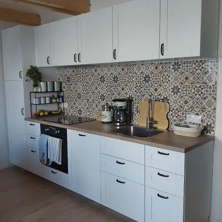 Na Plovarne - Podkrovni Mezonet S Klimatizaci Mikulov