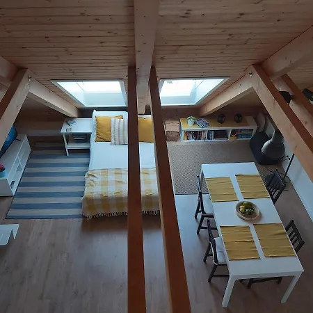 Apartment Na Plovarne - Podkrovni Mezonet S Klimatizaci Mikulov